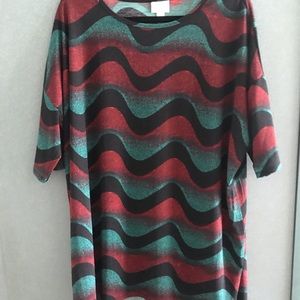 Lularoe Irma 3/4” sleeves top